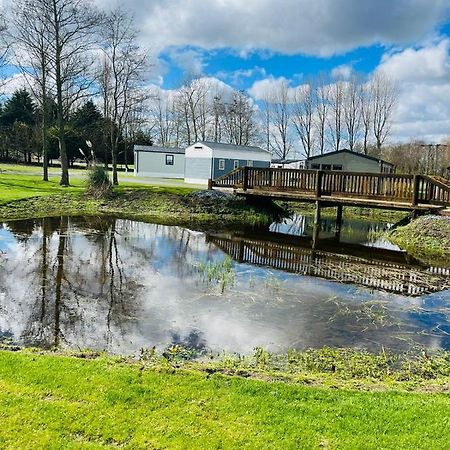 Beryl Lodge With Hot Tub York Dış mekan fotoğraf
